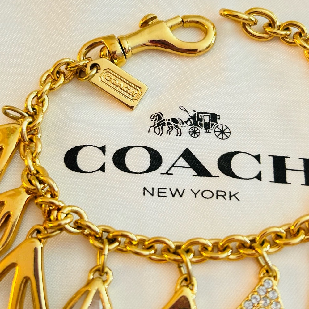 💰SOLD💰RARE VINTAGE Coach charm Bracelet - Picture 9 of 10